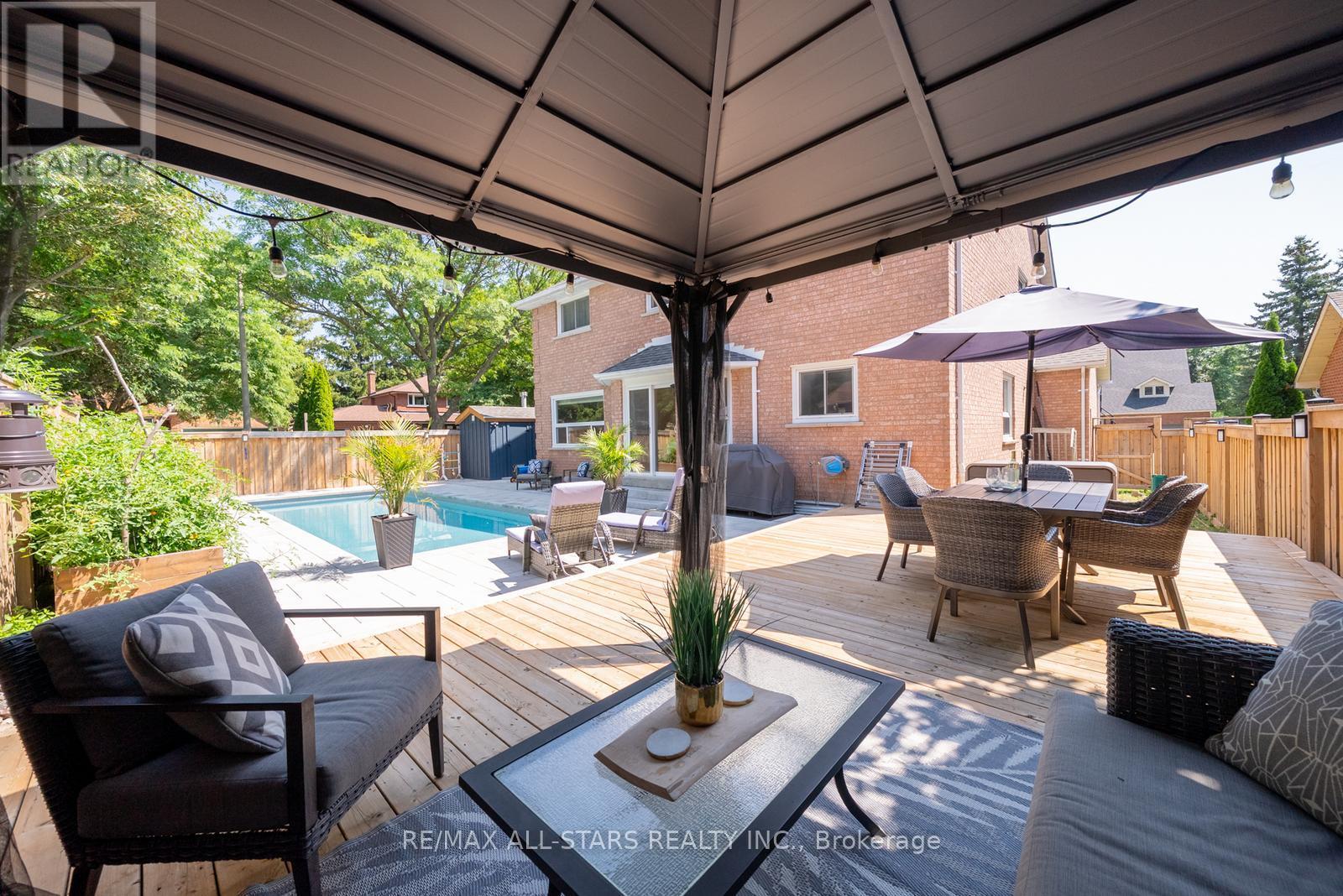 22 Dorman Dr, Whitchurch-stouffville Stouffville, ON L4A 8A6