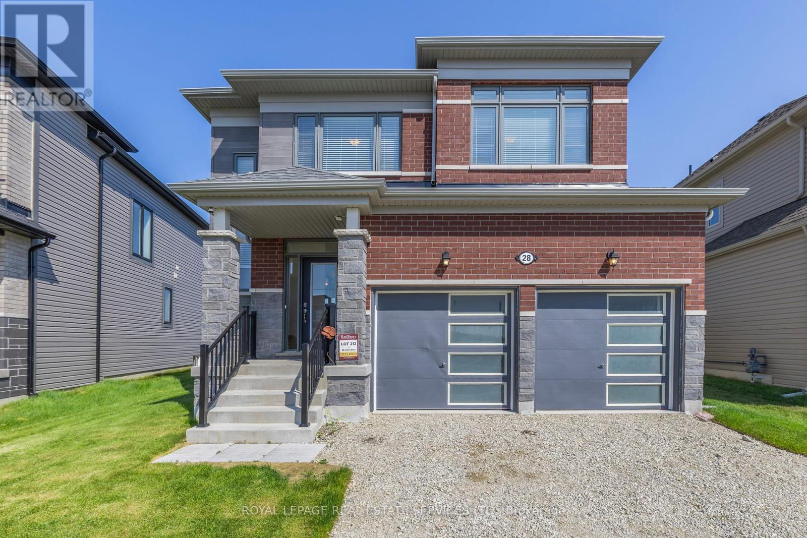 28 Union Blvd, Wasaga Beach, ON L9Z 0M5