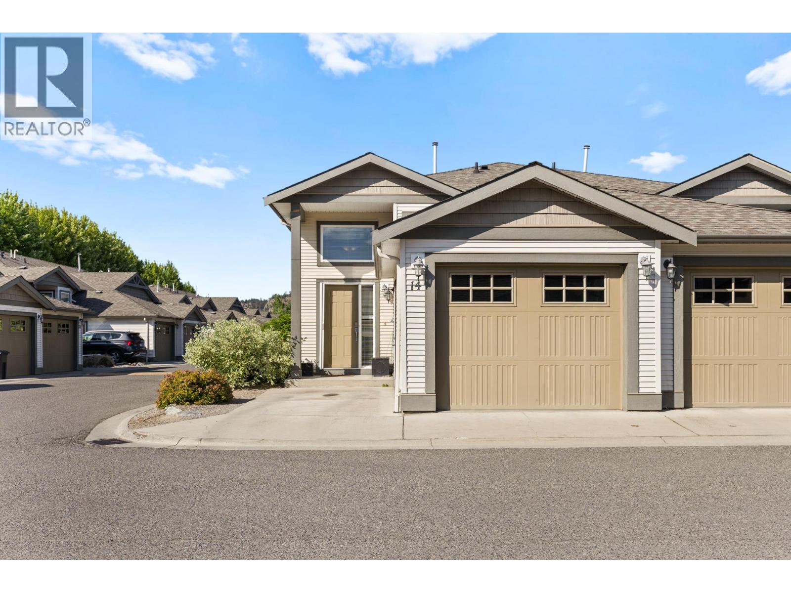 225 Glen Park Drive Unit 14, Kelowna, BC V1V 2X5