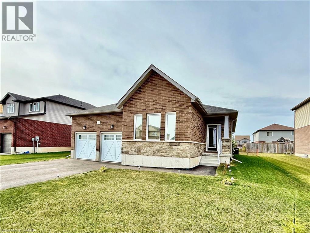 115 Maple St, Mapleton, ON N0G 1P0