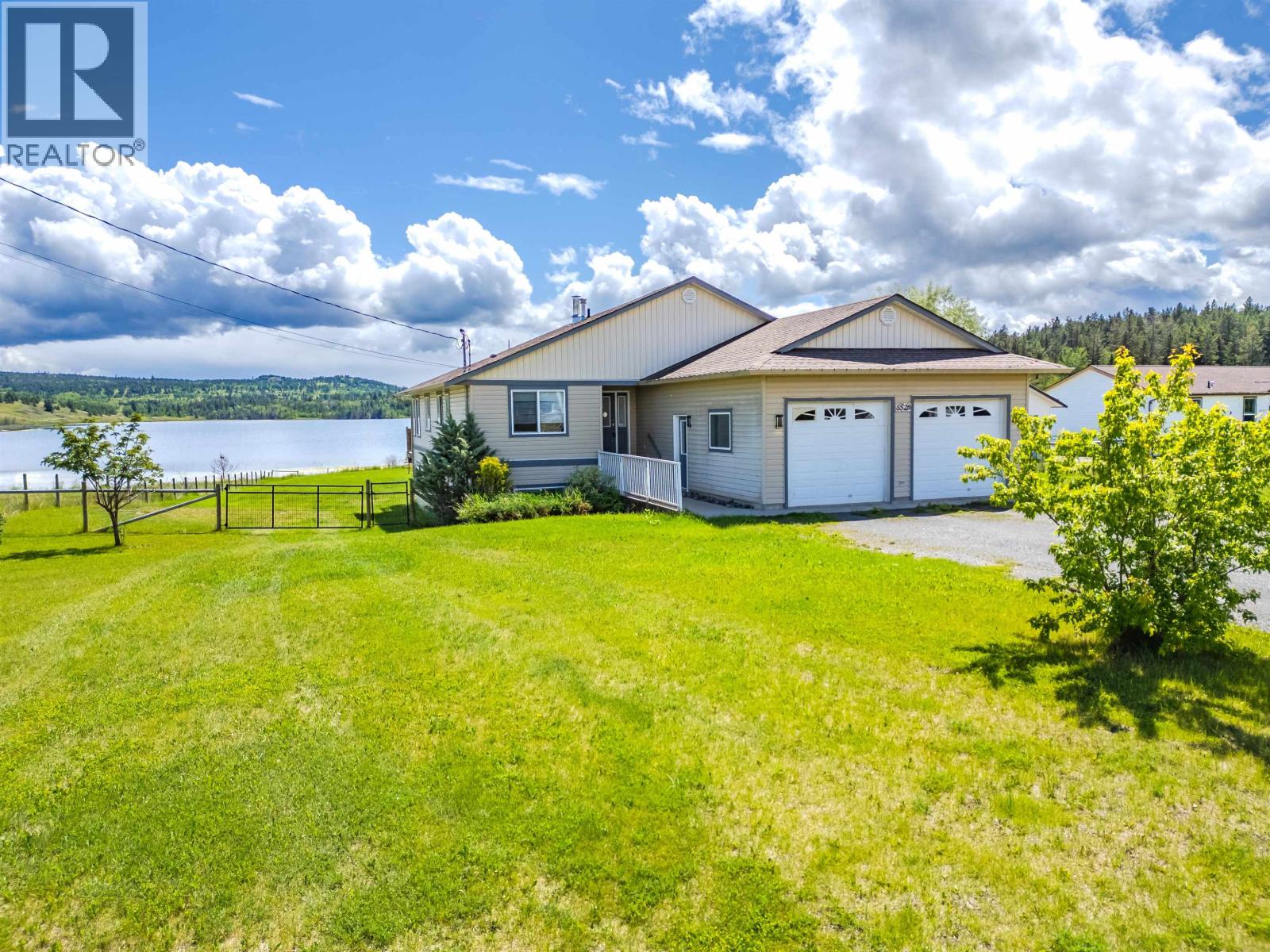 5526 Lakeside Court #103 mile house bc, 103 Mile House, BC V0K 2E1