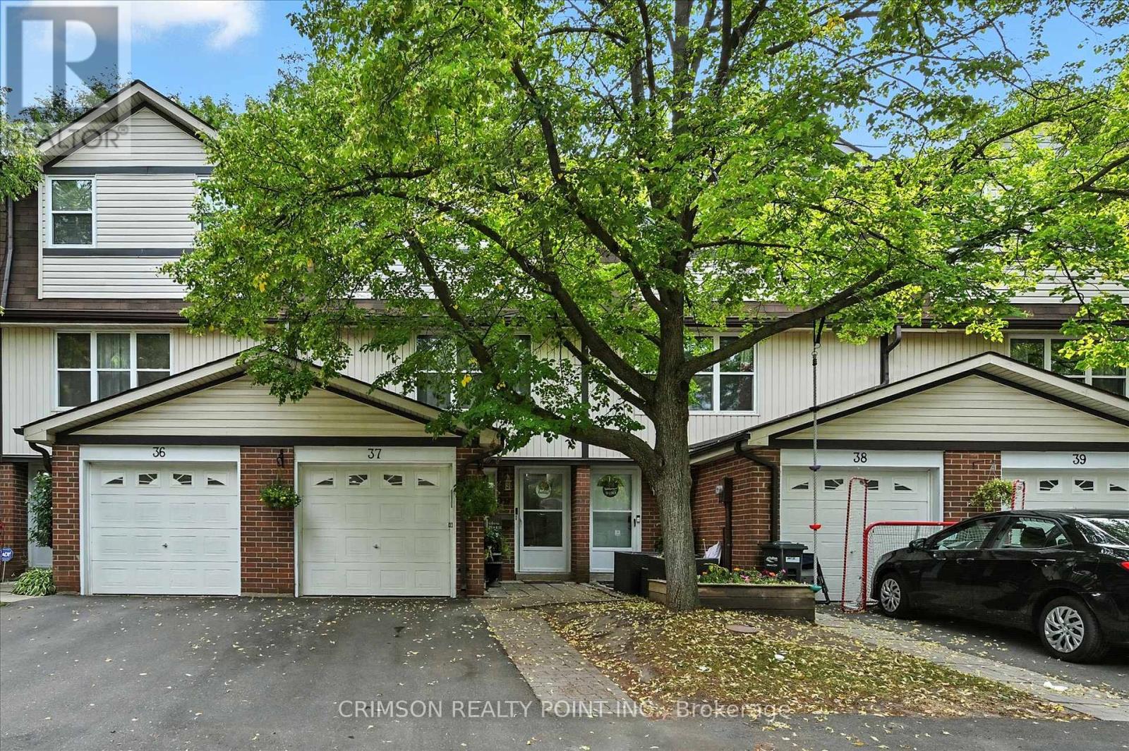 37 235 Bronte St S, Milton Om Old Milton, ON L9T 3V8