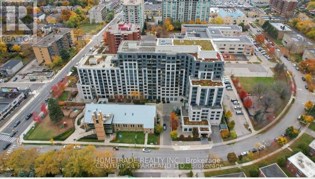 310 35 Saranac Blvd, Toronto, ON M6A 2G4