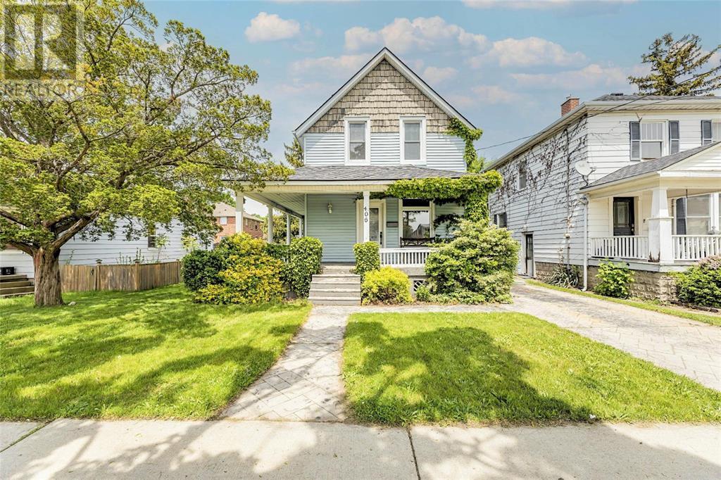 406 Maxwell St, Sarnia, ON N7T 5E4