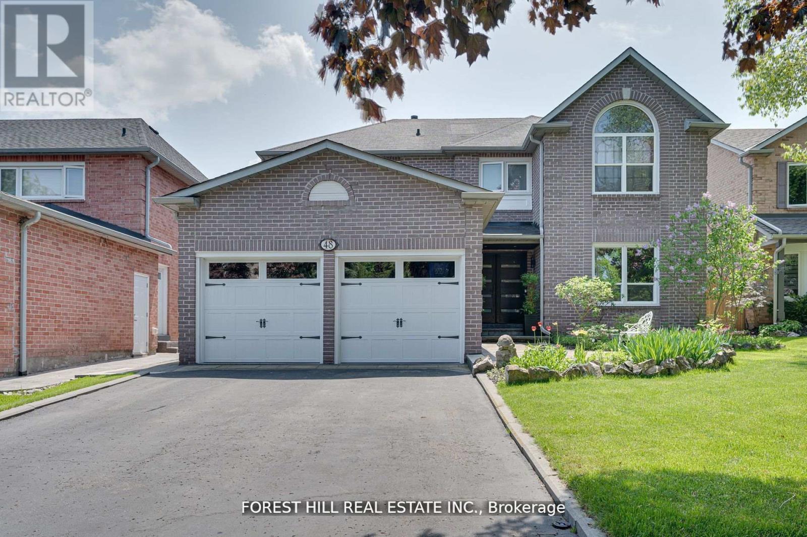 48 Haskell Cres, Aurora, ON L4G 5T3