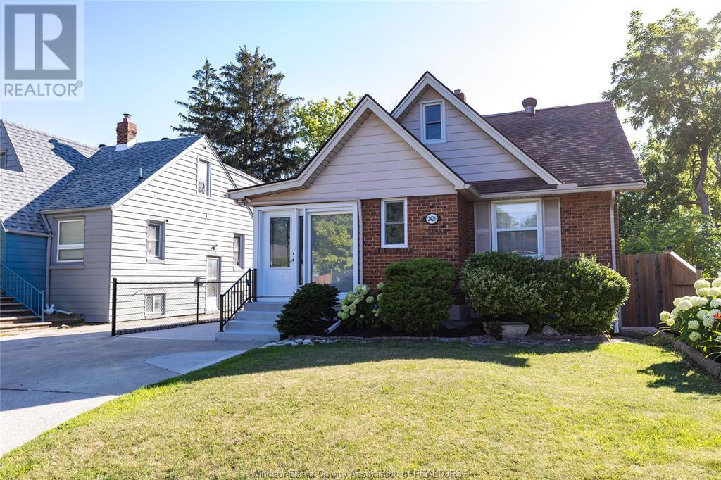 2426 Francois Rd, Windsor, ON N8W 4T4