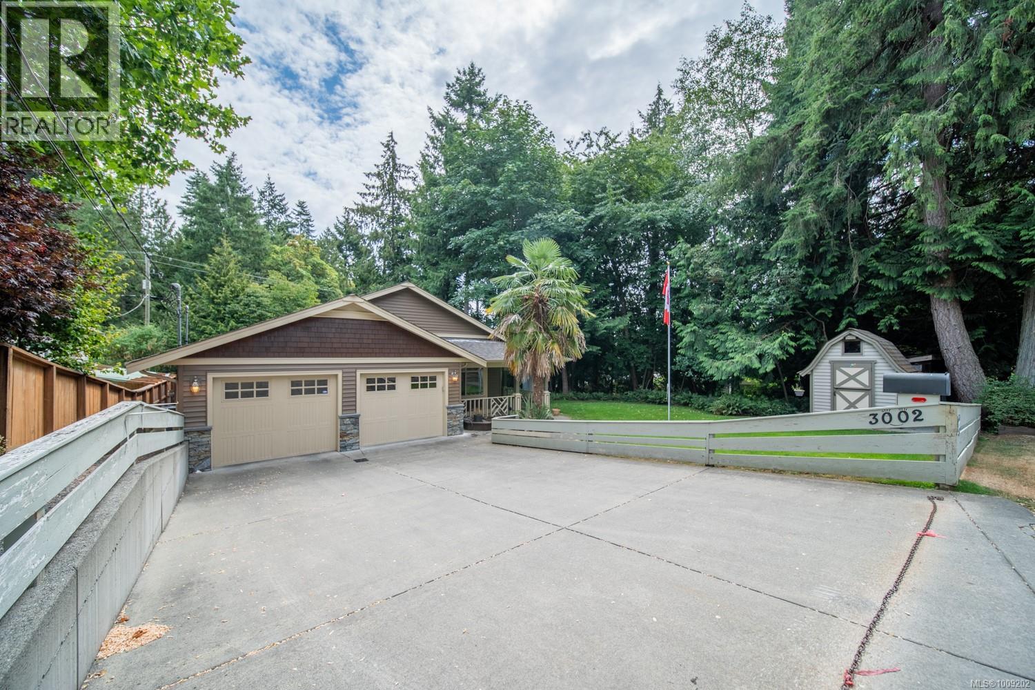 3002 Charles St, Nanaimo, BC V9T 2Y1