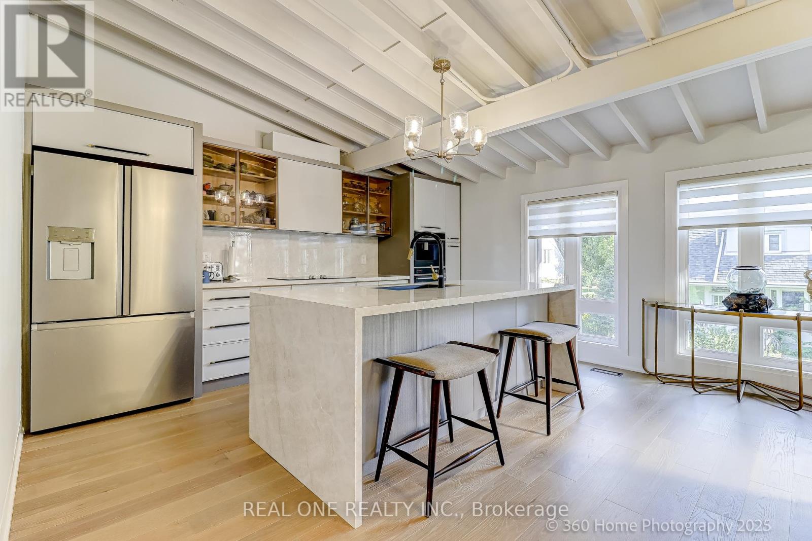 10 N Hills Ter, Toronto, ON M3C 1M6