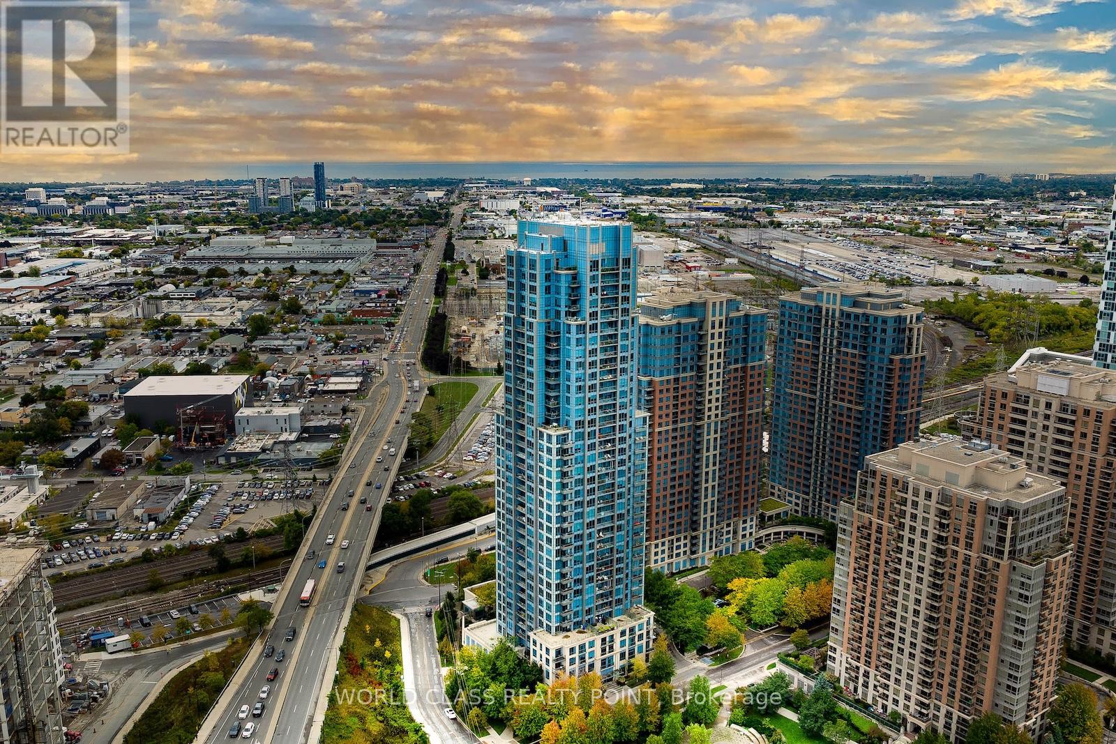 15 15 Viking Ln, Toronto, ON M9B 0A4