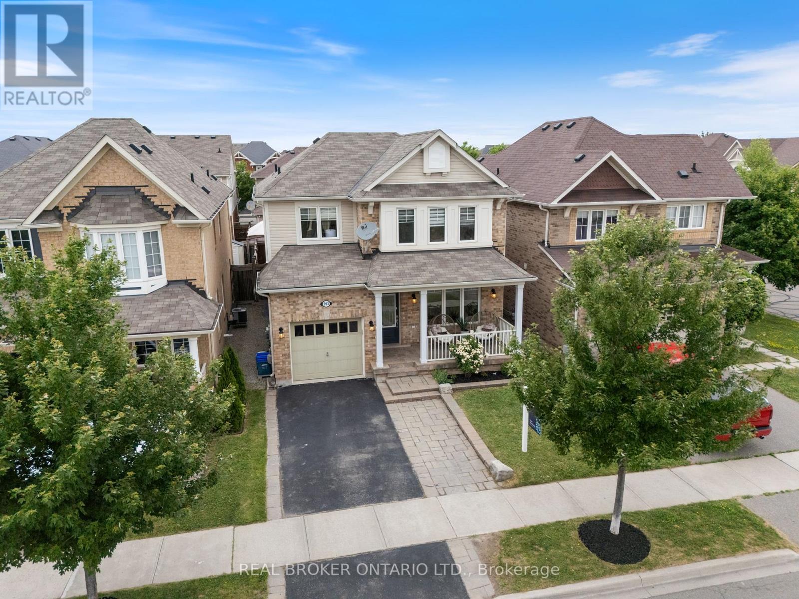 993 Whewell Trl, Milton, ON L9T 8C7