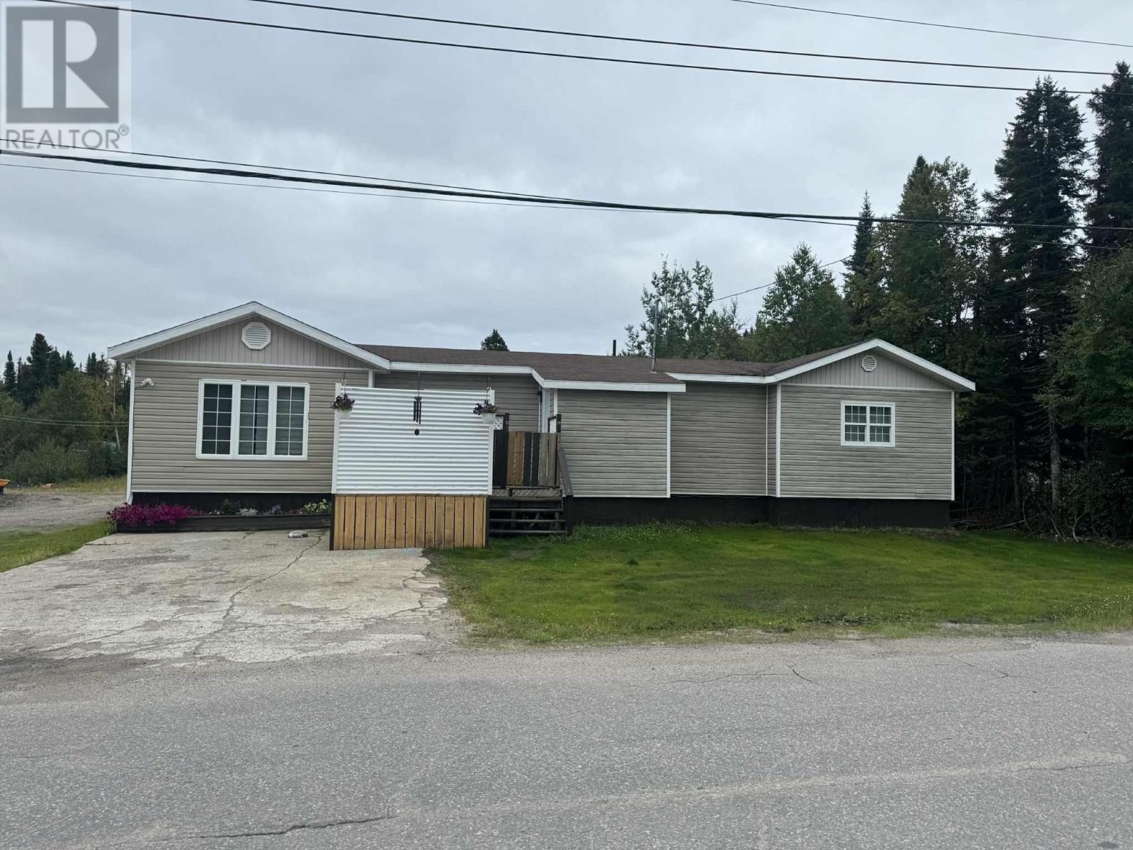 24 Paddon Rd, North West River, NL A0P 1M0