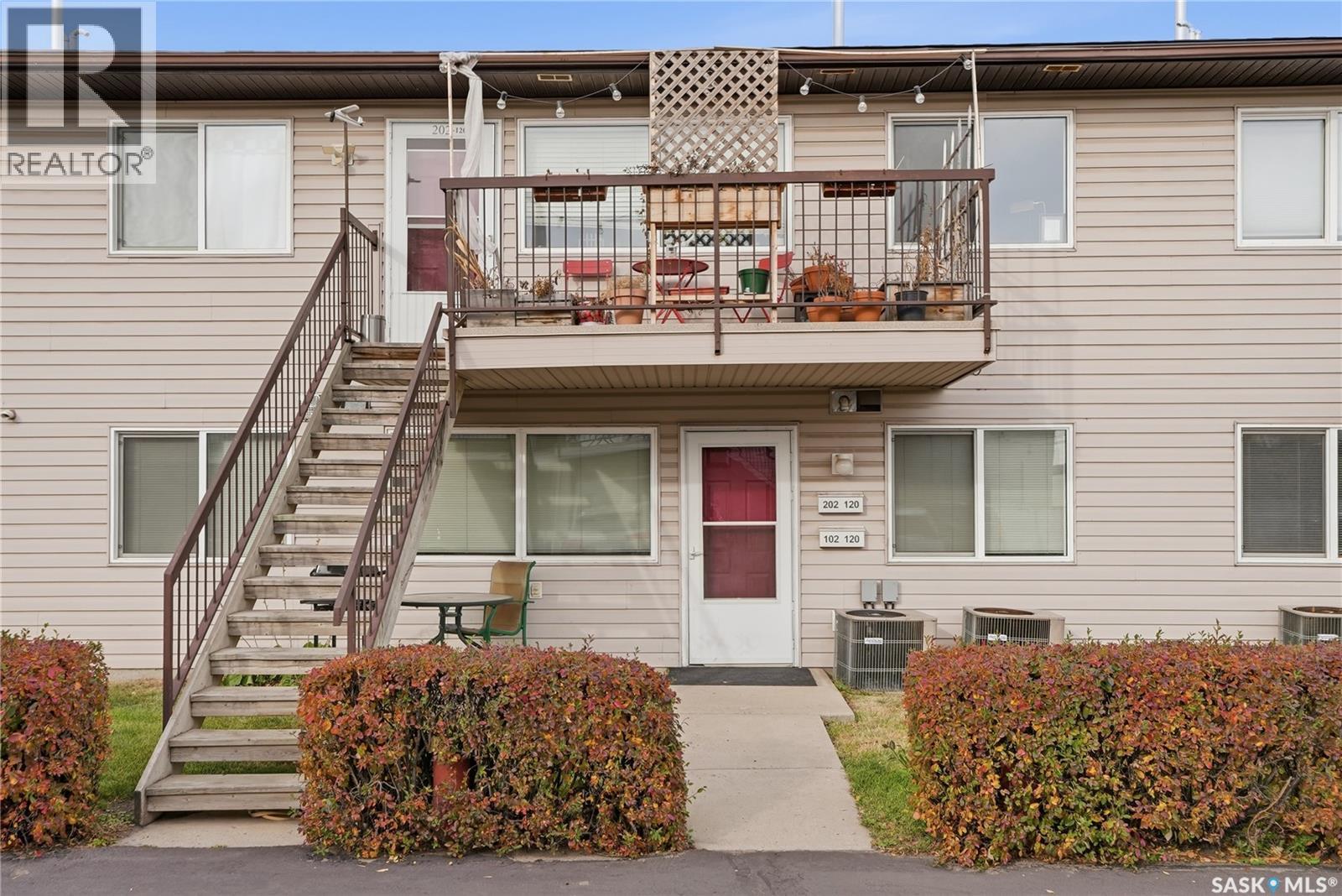 120 C Avenue N Unit 102, Saskatoon, SK S7L 7M3