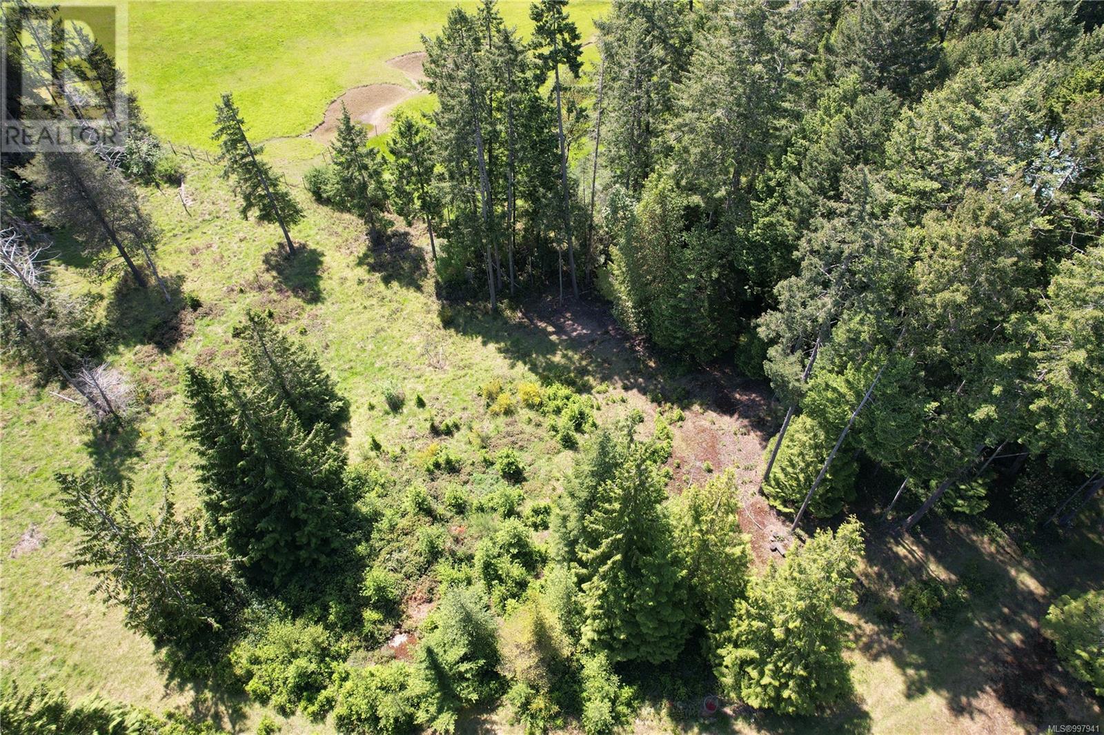 271 James Way, Gabriola Island, BC V0R 1X1
