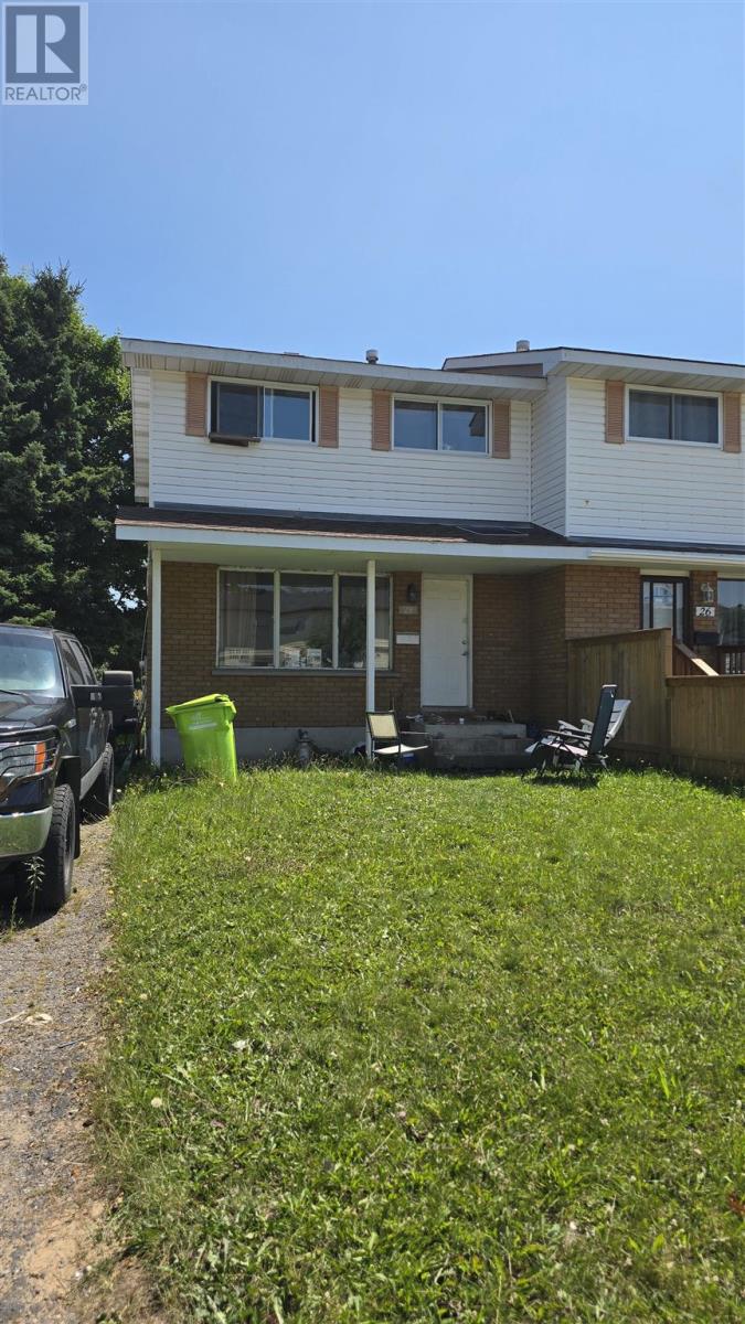 28 Copernicus Dr, Sault Ste. Marie, ON P6A 6H2