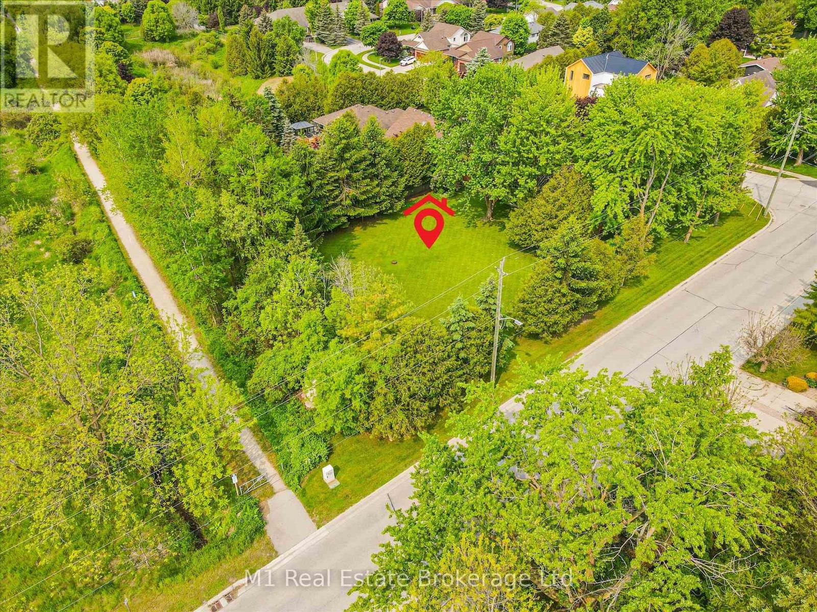 1 Clarke St #1b St, Centre Wellington, ON N0B 1S0