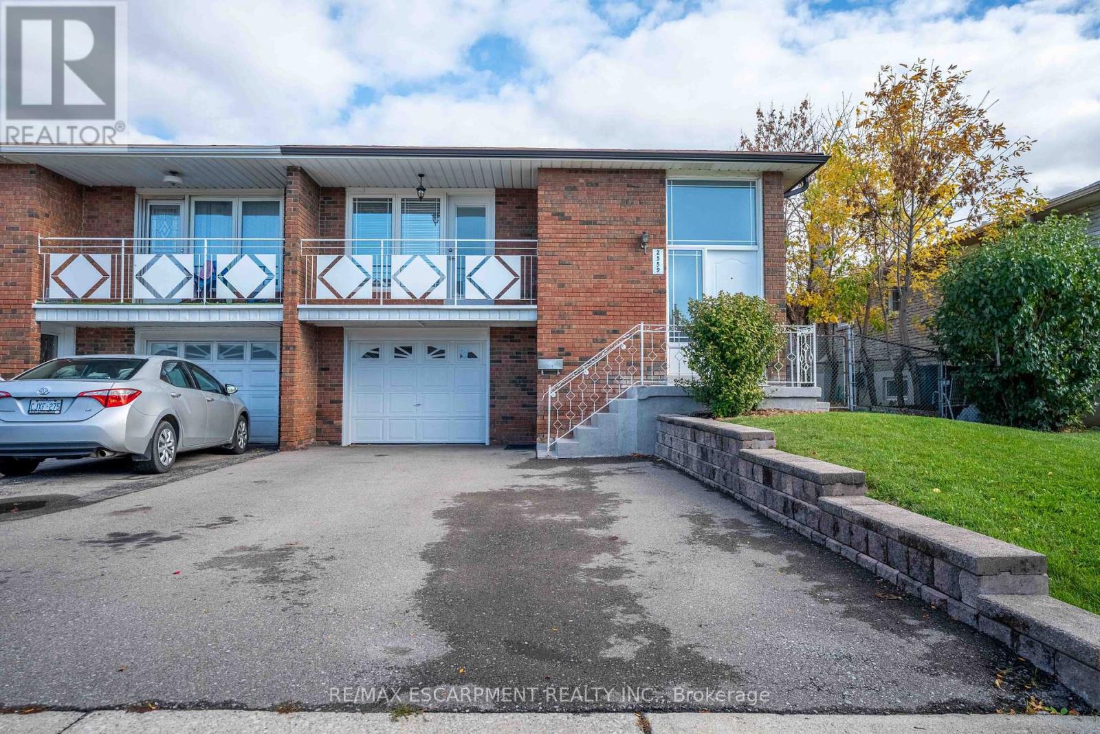 2559 Kingsberry Cres, Mississauga, ON L5B 2K7