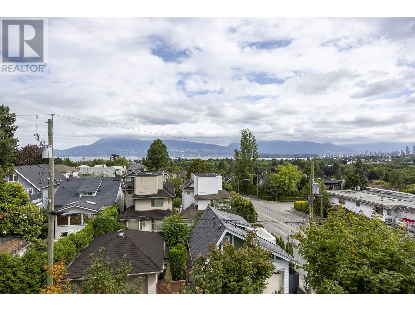 3639 W 16th Avenue Unit 305, Vancouver, BC V6R 3C3