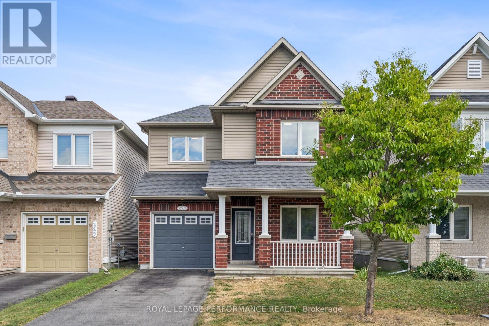 227 Terrapin Ter, Ottawa, ON K4A 0A6