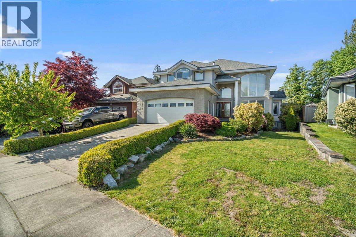 10413 Tamarack Cres, Maple Ridge, BC V2W 1B3