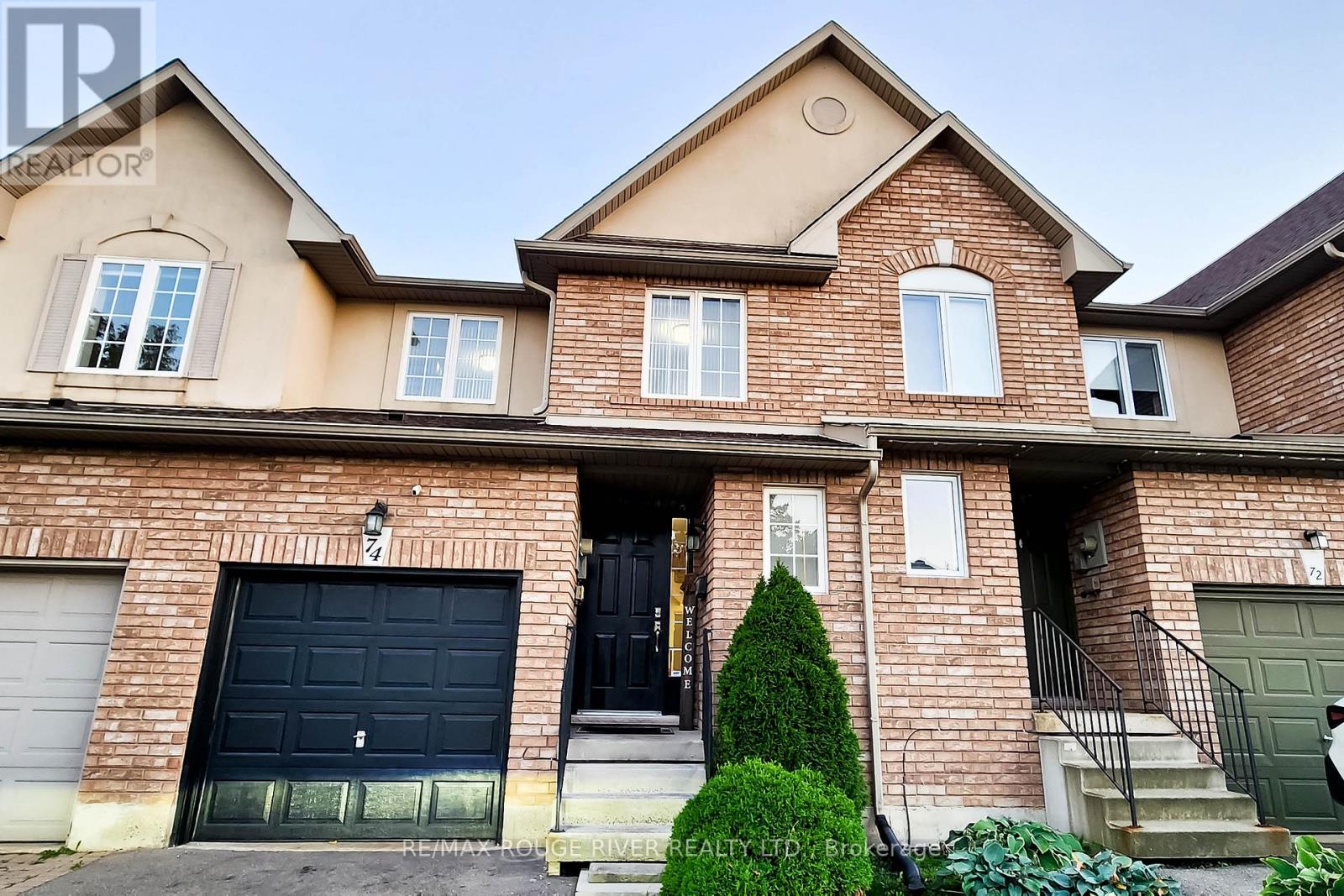 74 Meadow Wood Cres, Hamilton, ON L8J 3Z8