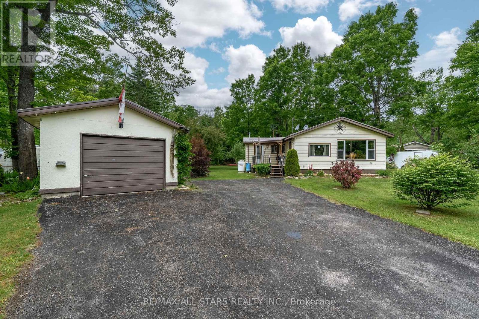 93 Northern Ave, Trent Lakes, ON K0M 1A0