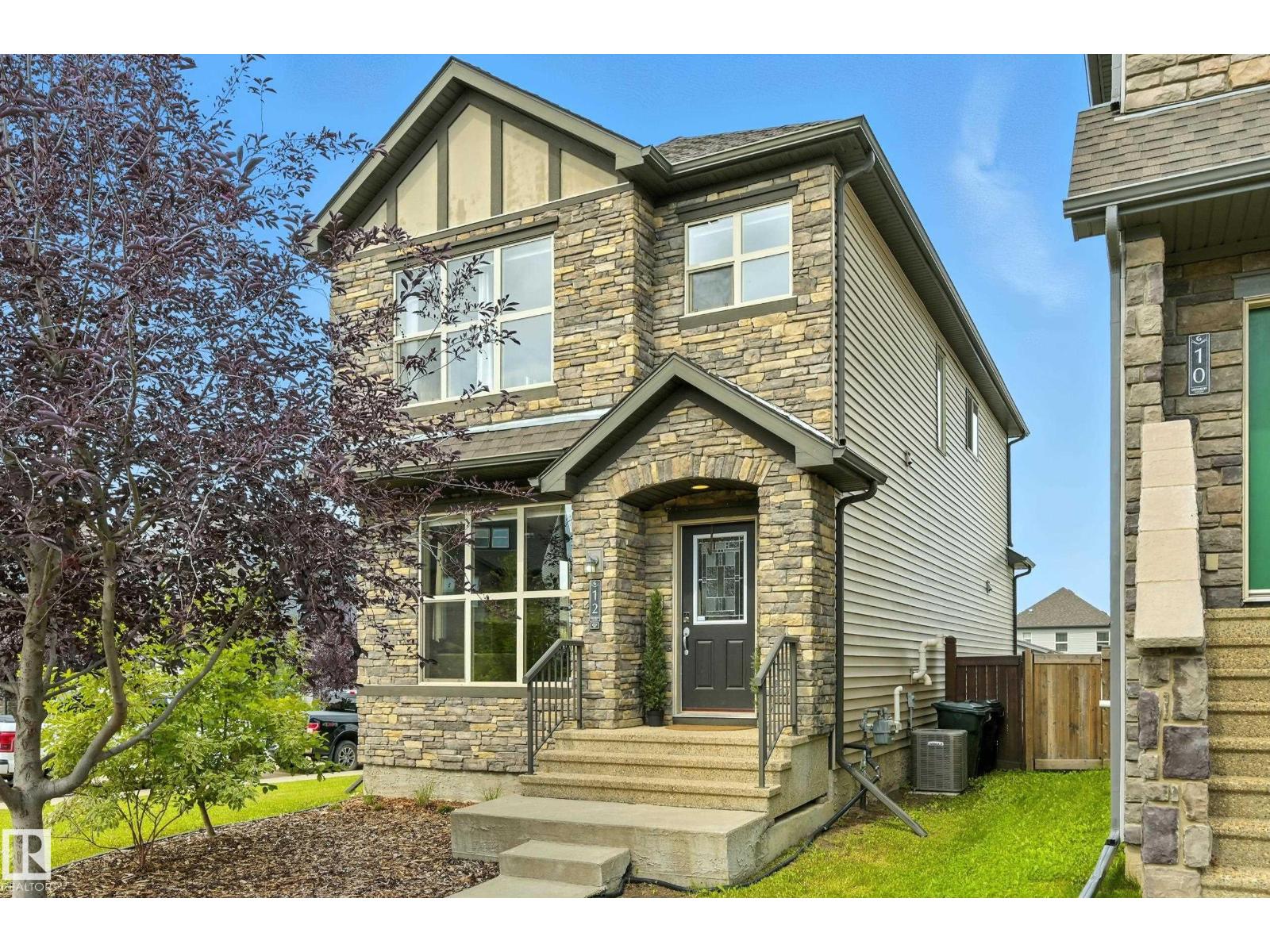 12 Greenbury Cr, Spruce Grove, AB T7X 0L9