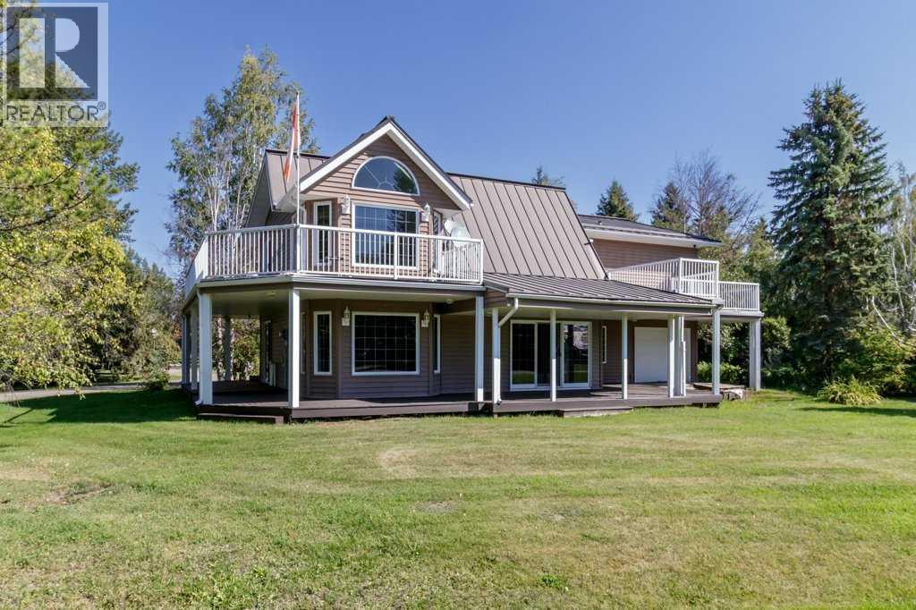 54 Johnson Ave, Markerville, AB T0M 1M0