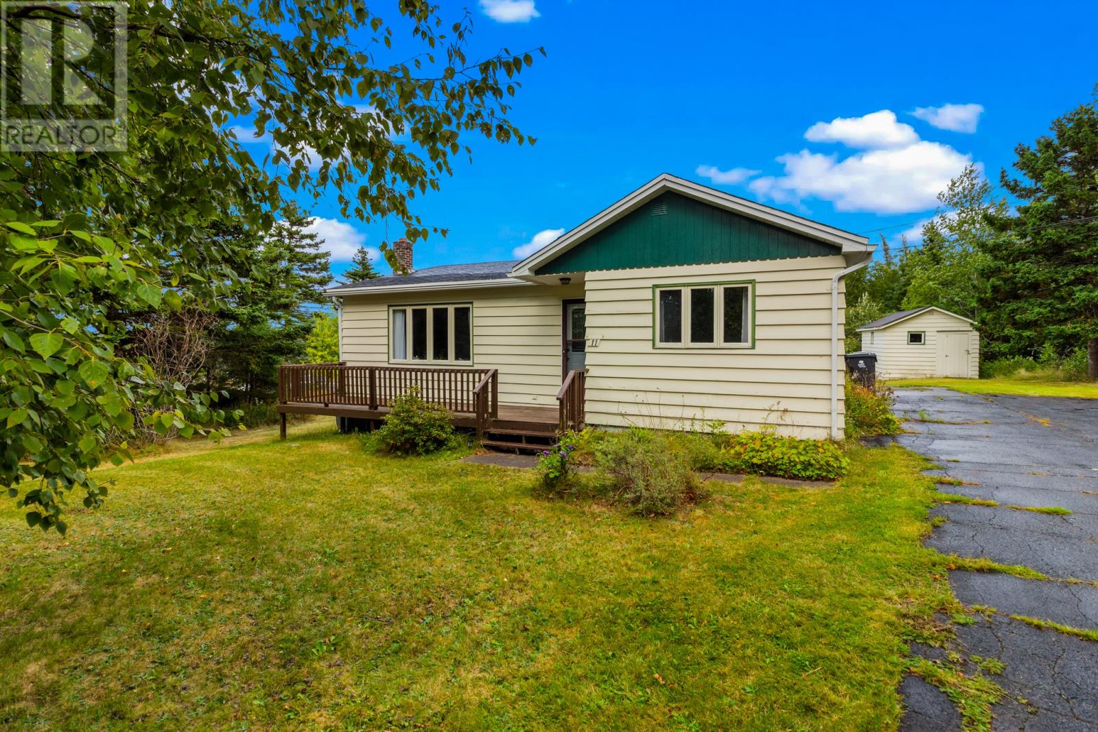 11 Ashwood Pl, Conception Bay South, NL A1X 6Z9