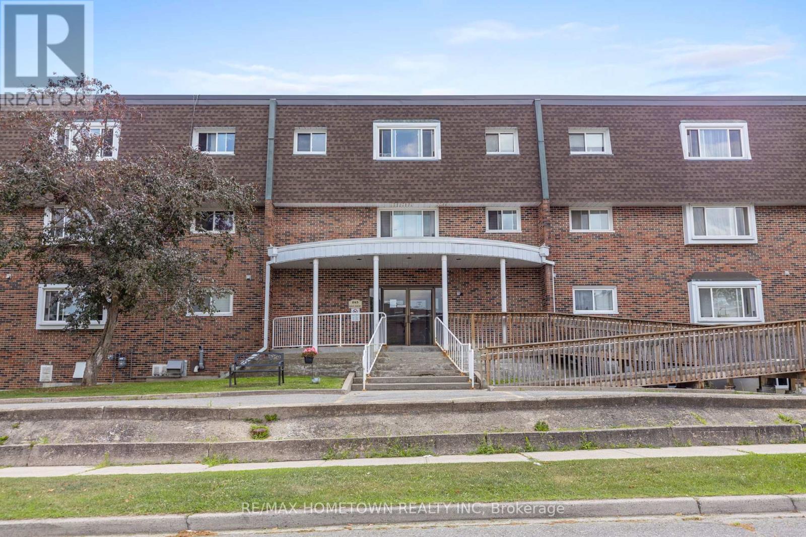 212 845 Kyle Ct, Brockville, ON K6V 6K7