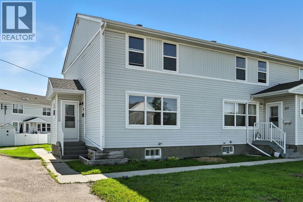 24 Poplar Cres, Springbrook, AB T4S 1V3