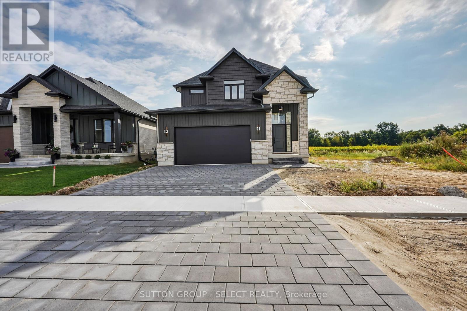 58 Briscoe Cres, Strathroy-caradoc Ne, ON N7G 0G3