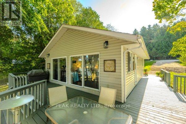 2 Road S Unit 214, Mapleton, ON N0G 1P0