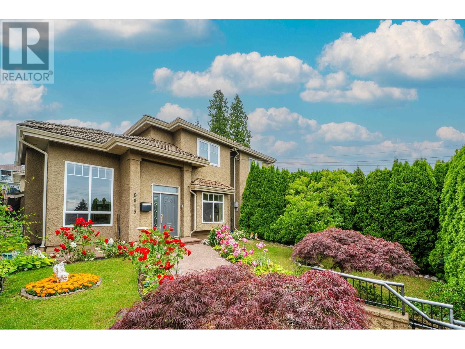 8015 11th Avenue, Burnaby, BC V3N 2N8