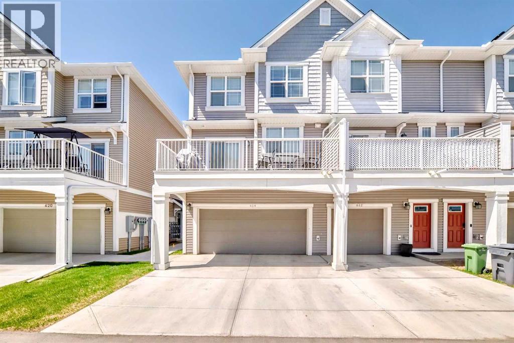 614 Copperstone Mnr SE, Calgary, AB T2Z 5G4