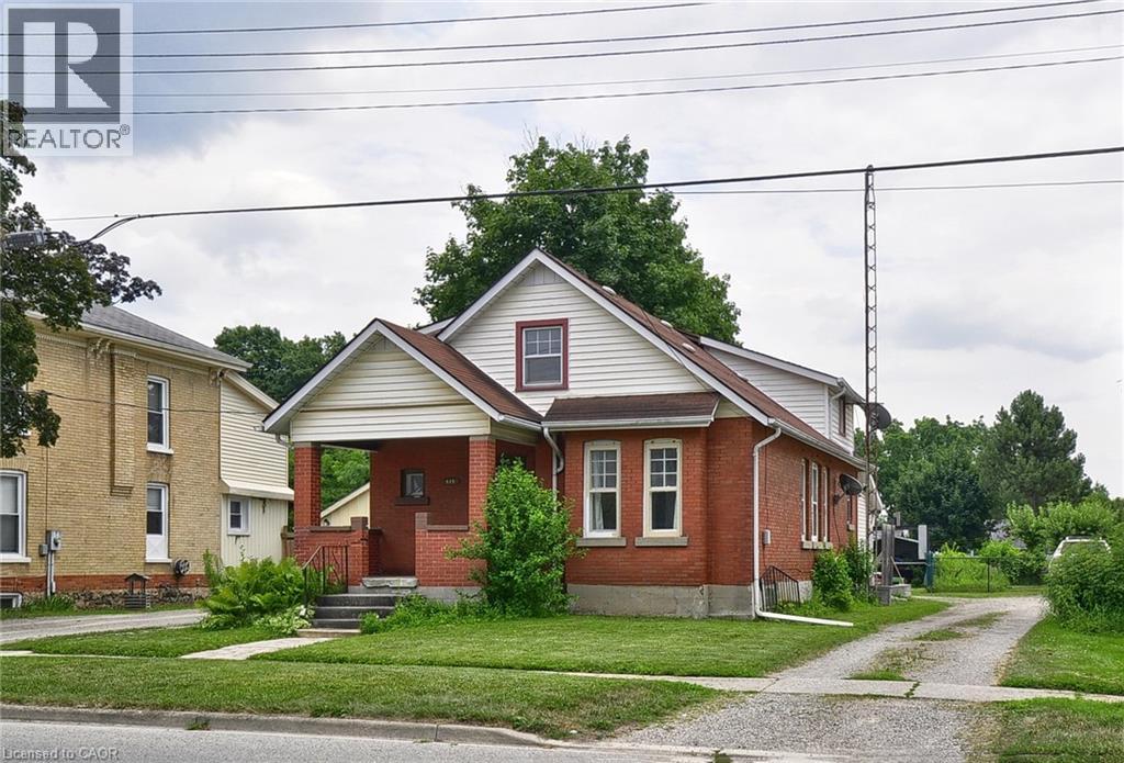 141 King St, Brant, ON N0E 1A0