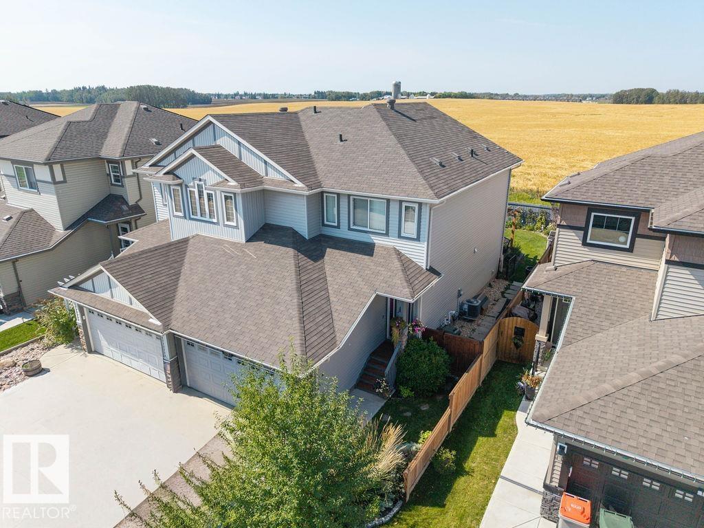 106 S Creek Wd, Stony Plain, AB T7X 2X2