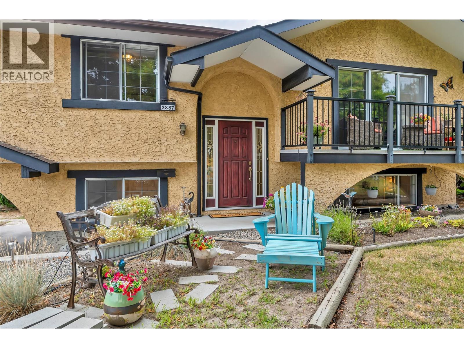 2887 Aberdeen Rd, West Kelowna, BC V4T 1J7