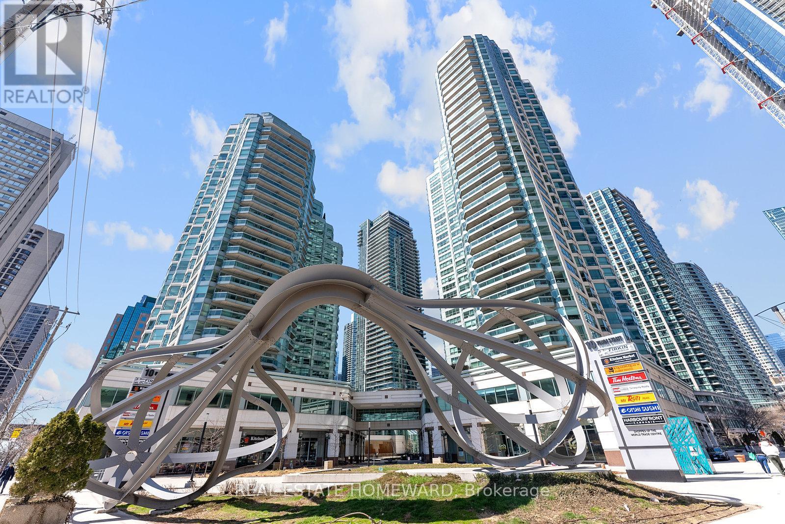3408 10 Yonge St, Toronto, ON M5E 1R4