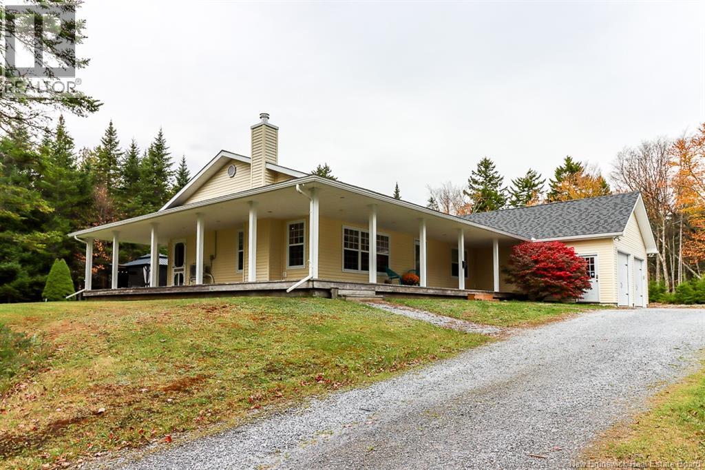 50 Maria Cres, Saint John, NB E2N 2G4