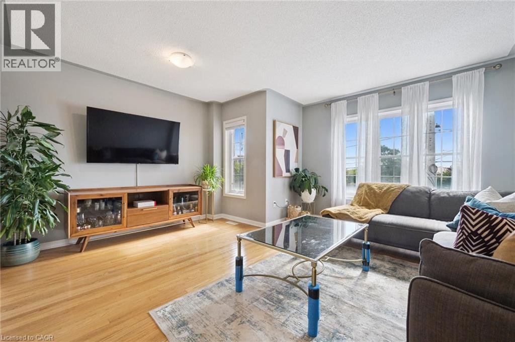 3030 Breakwater Court Unit 26, Mississauga, ON L5B 4N8