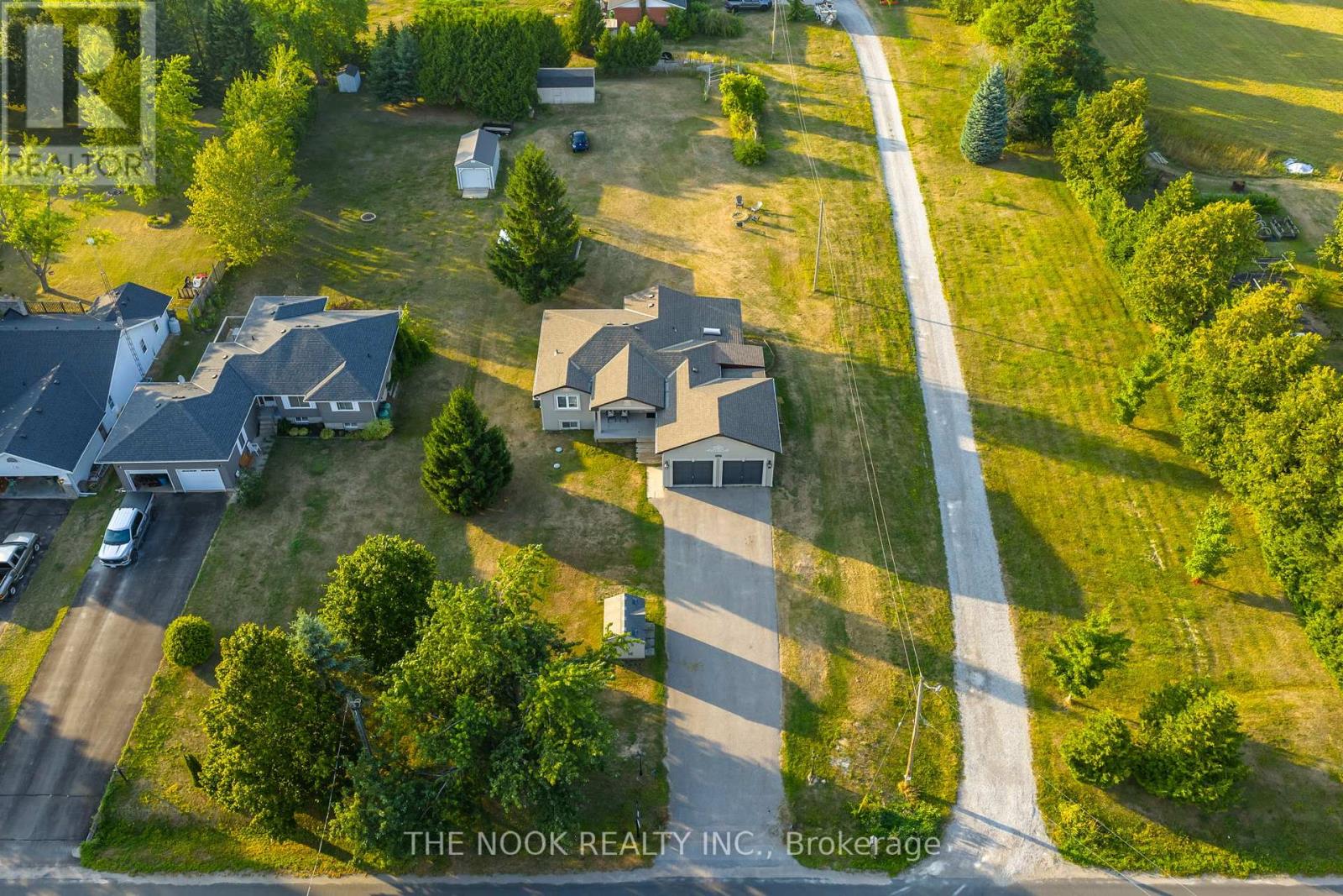 2943 Pine Point Rd, Scugog, ON L9L 1B4