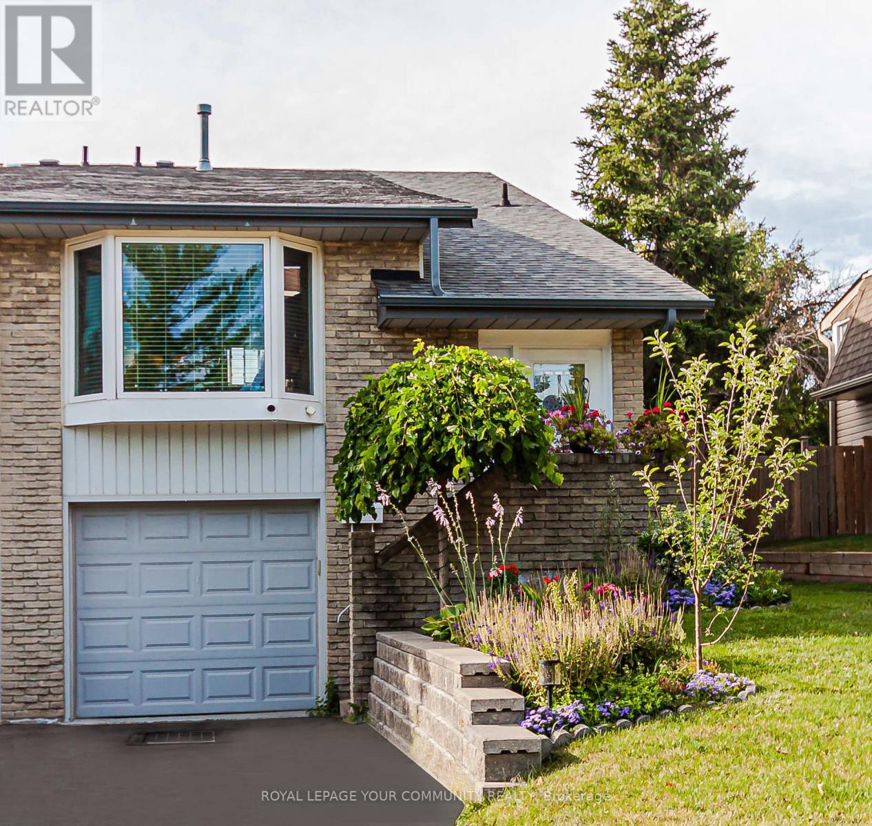 2903 Salerno Cres, Mississauga, ON L5N 1T3