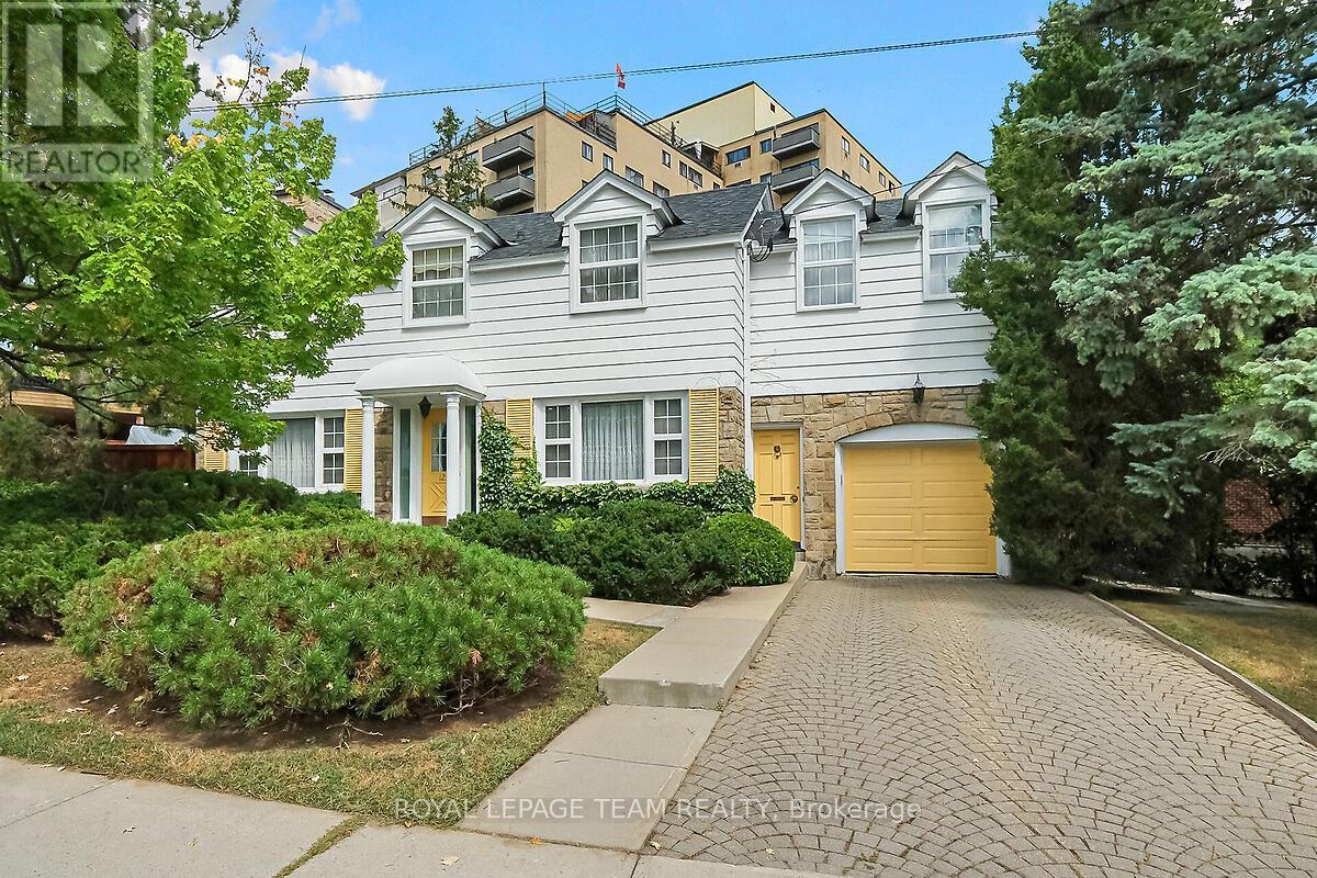 123 Ivy Cres, Ottawa, ON K1M 1Y1