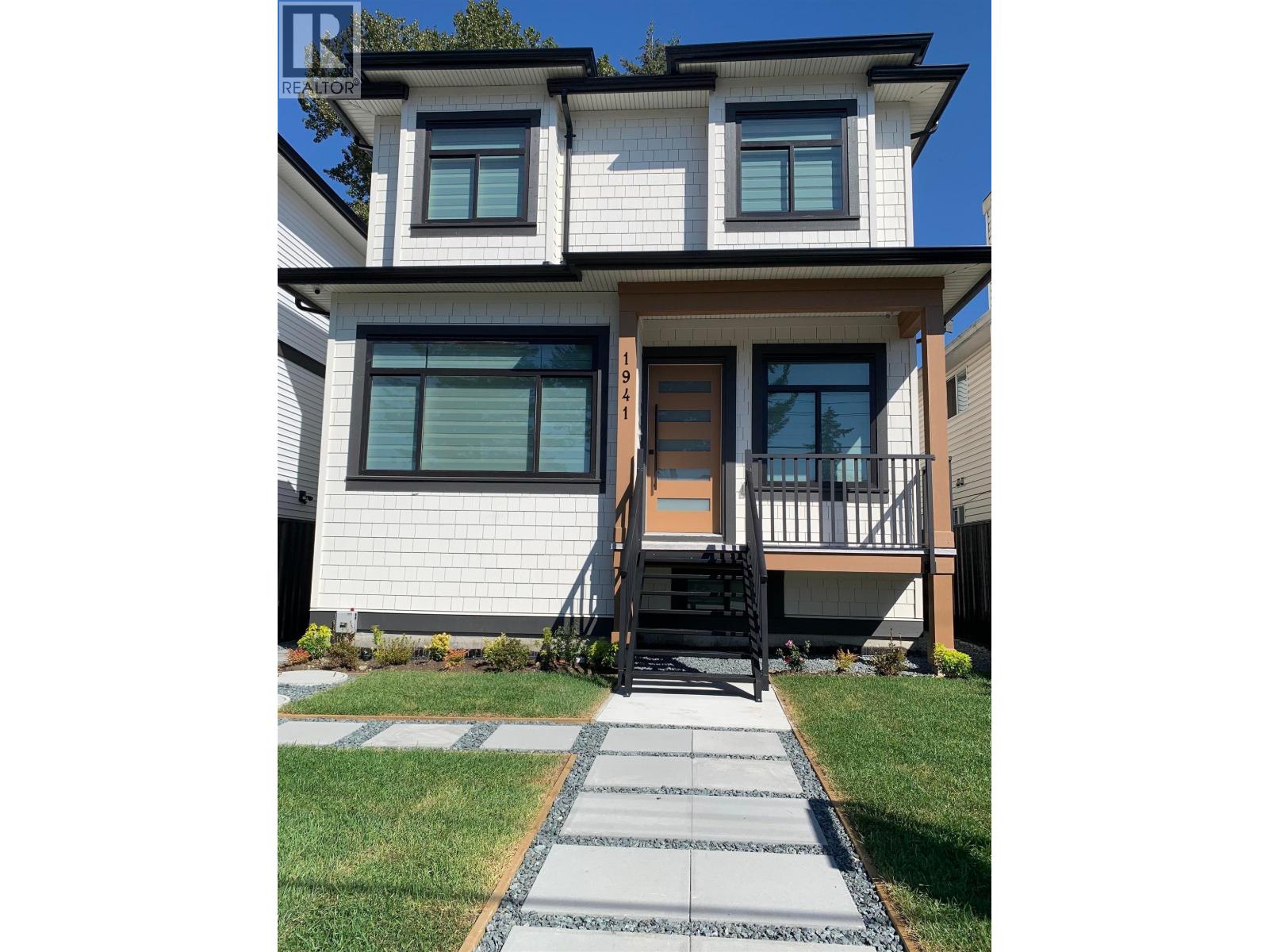 1941 Prairie Ave, Port Coquitlam, BC V3B 1V5