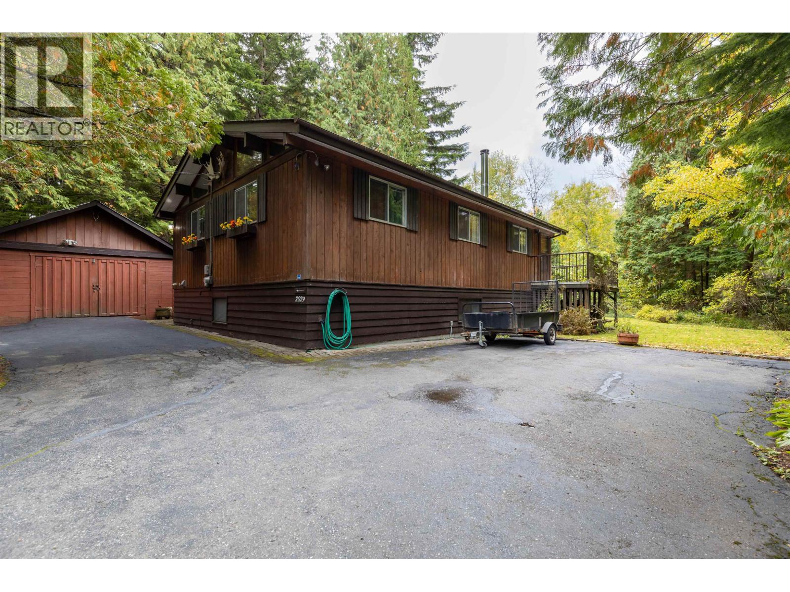 2029 Churchill Dr, Terrace, BC V8G 0E8