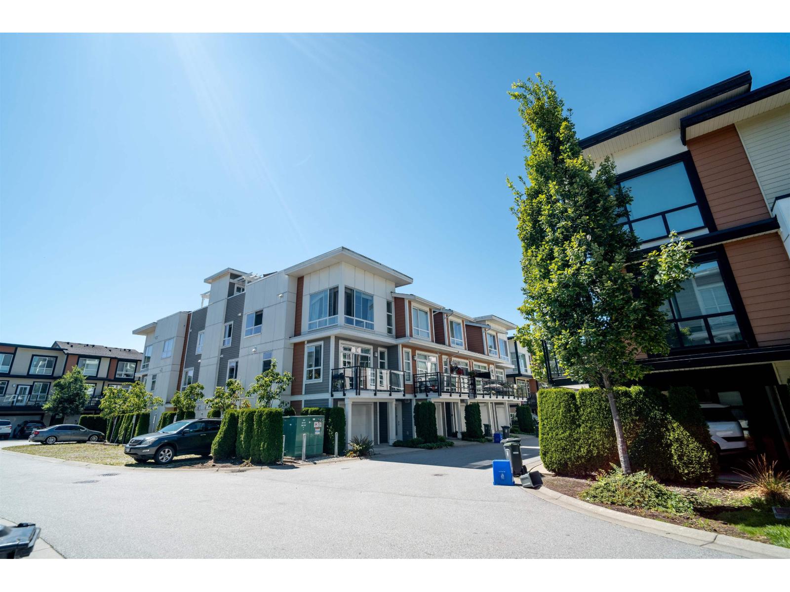 20857 77a Avenue Unit 64, Langley, BC V2Y 0W7