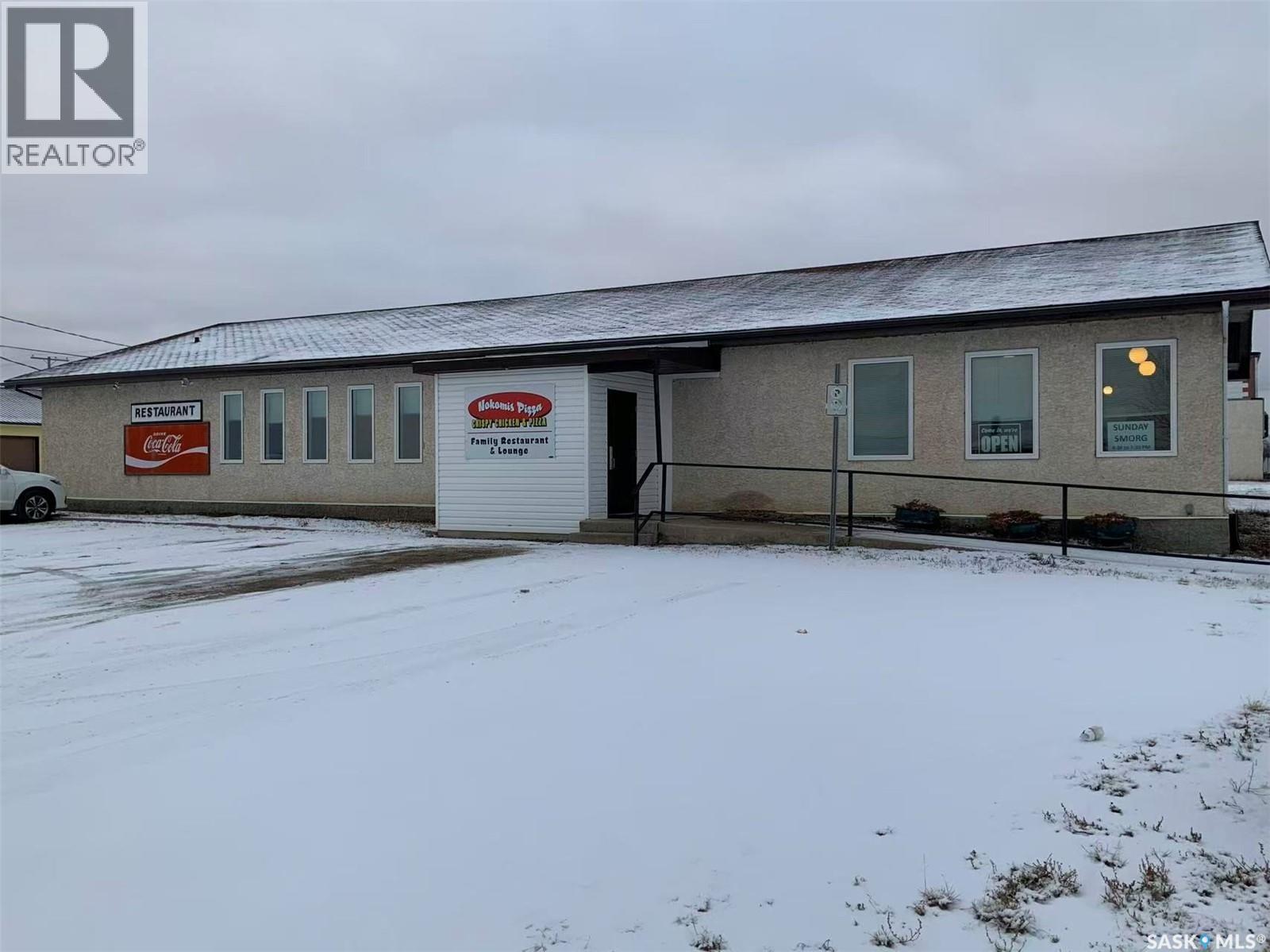 102 Main St, Nokomis, SK S0G 3R0