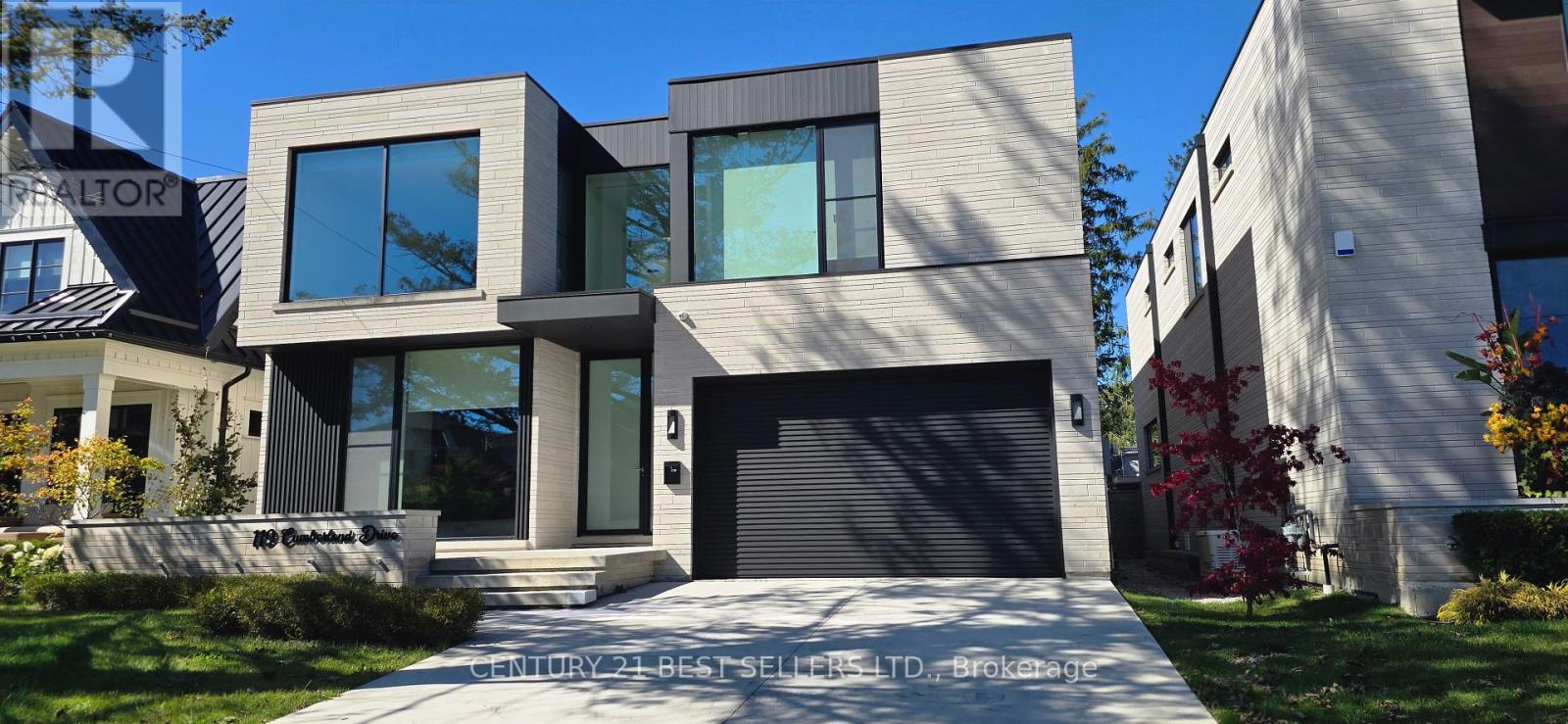 119 Cumberland Dr, Mississauga, ON L5G 3N3
