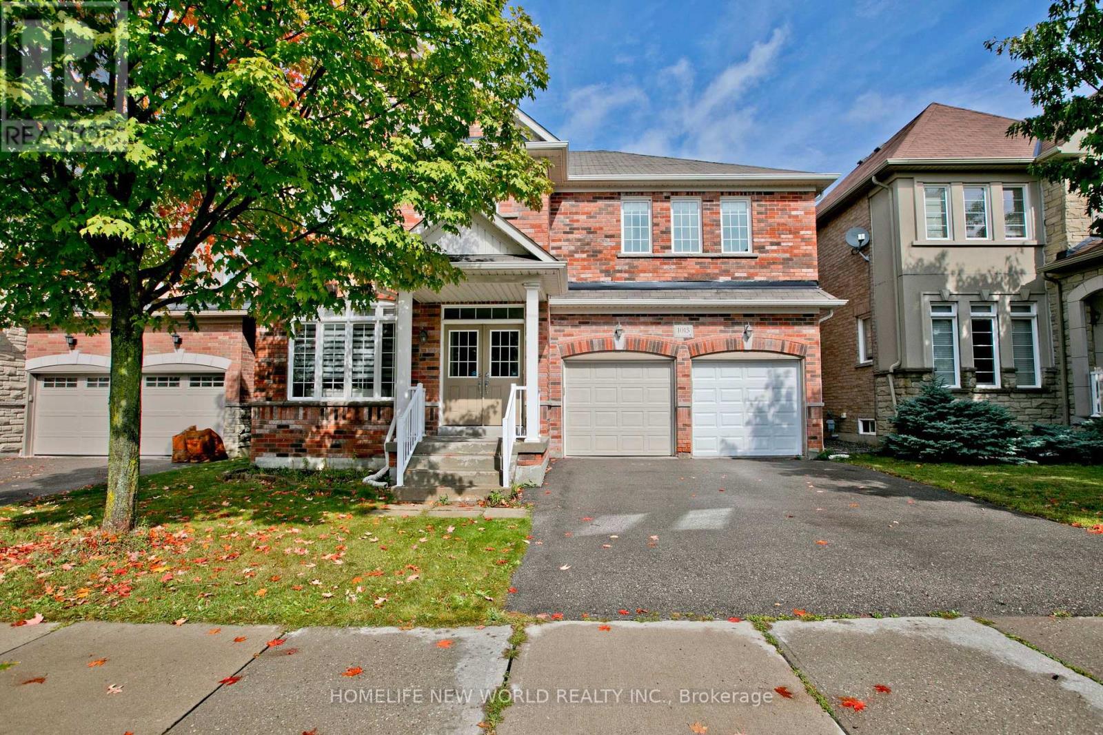 1015 Ralston Cres, Newmarket, ON L3X 3H8