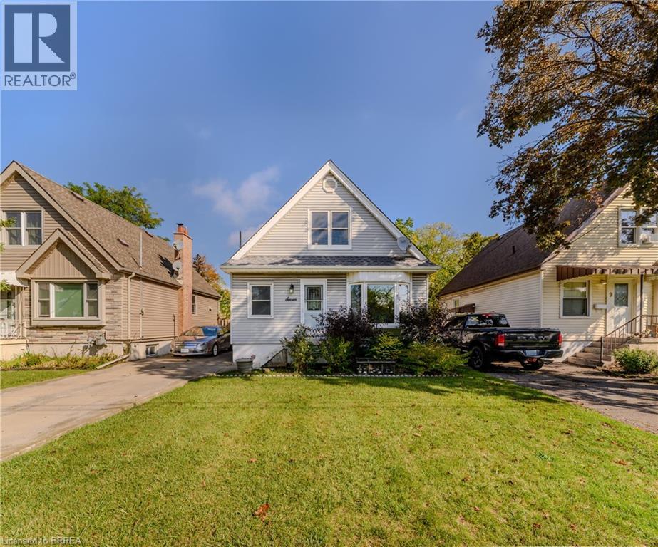 7 Cherry Rd, Hamilton, ON L8K 3V7